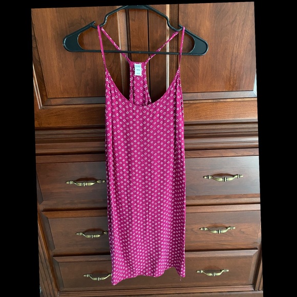 Old Navy Dresses & Skirts - NWOT: old navy racerback dress